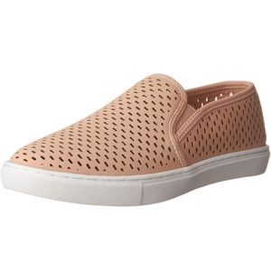 Steve Madden Elouise Slide on Sneakers Pink